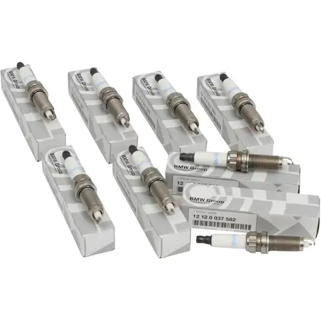 8x ORIGINAL BMW Z&uuml;ndkerze F10 F11 F07 F12 F13 F06 F01-04 N63 X5M X6M S63 121200375822