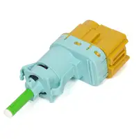 ORIGINAL Fiat Alfa brake light switch 500 159 Punto Giulietta Mito Ducato 52092117